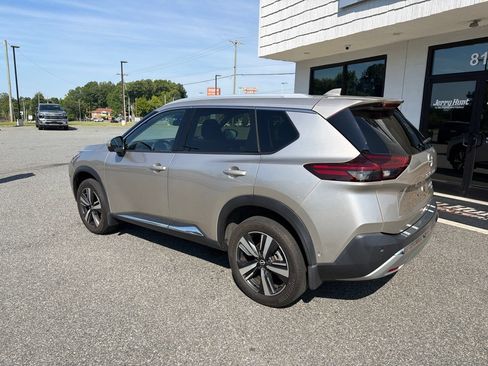 Used 2023 Nissan Rogue Platinum w/ Platinum Premium Package AWD/4WD image 7