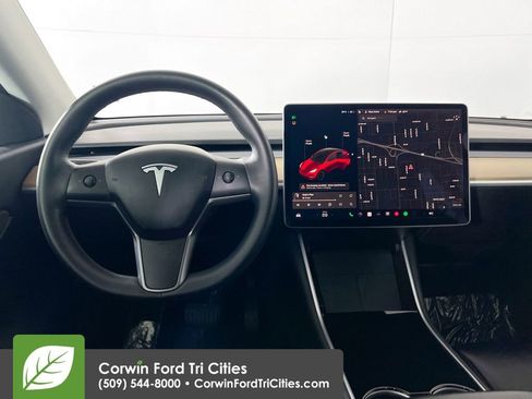 Used 2020 Tesla Model Y Long Range image 24