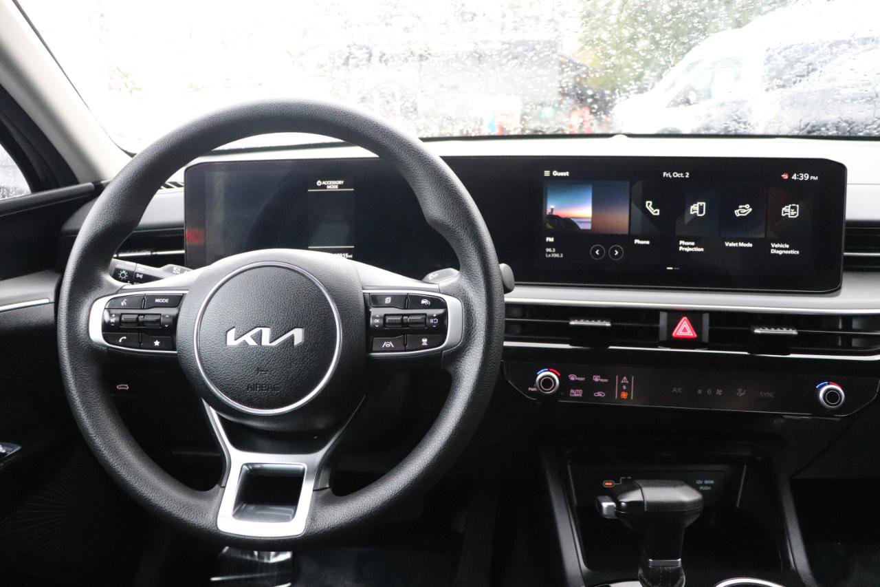 Used 2026 Kia K5 LXS FWD image 16