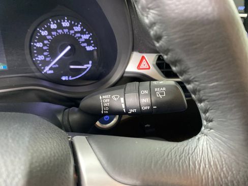 Certified 2022 Toyota Sienna XLE image 17