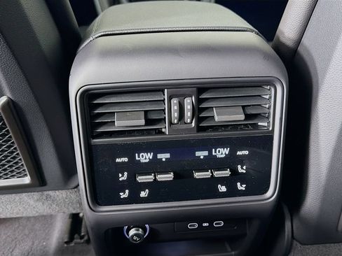 New 2026 Porsche Cayenne AWD/4WD image 27