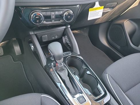 New 2026 Chevrolet TrailBlazer LT w/ Convenience Package FWD image 17