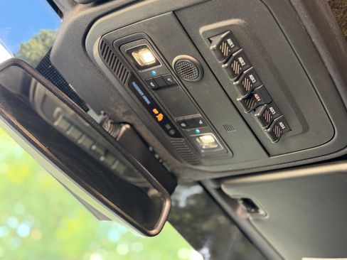Used 2023 Ford Bronco Wildtrak AWD/4WD image 23