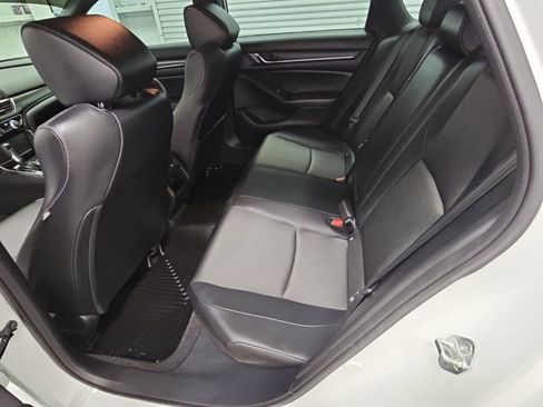 Used 2022 Honda Accord Sport image 29