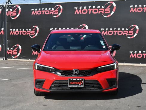 Used 2024 Honda Civic Sport image 2