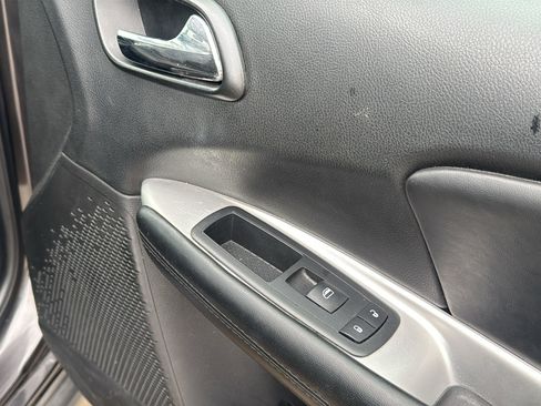 Used 2018 Dodge Journey SE w/ Popular Equipment Group image 29