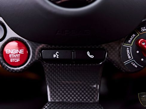 Used 2022 Ferrari F8 Tributo RWD image 59