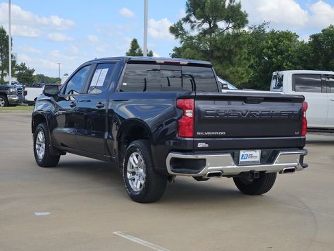 Used 2022 Chevrolet Silverado 1500 LT w/ Z71 Off-Road Package AWD/4WD image 5