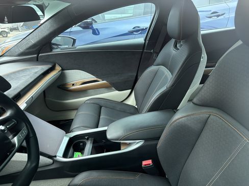 Used 2022 Lucid Air Grand Touring image 17