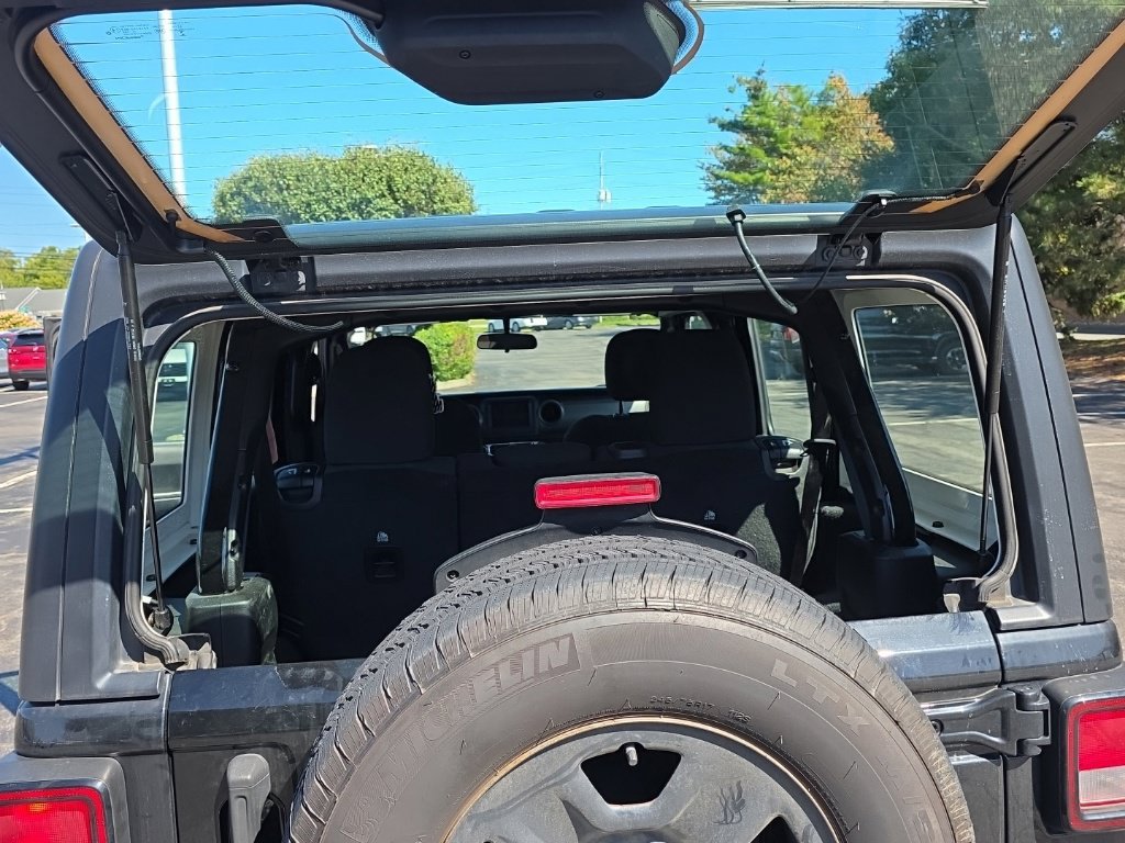Used 2022 Jeep Wrangler Unlimited Sport AWD/4WD image 31