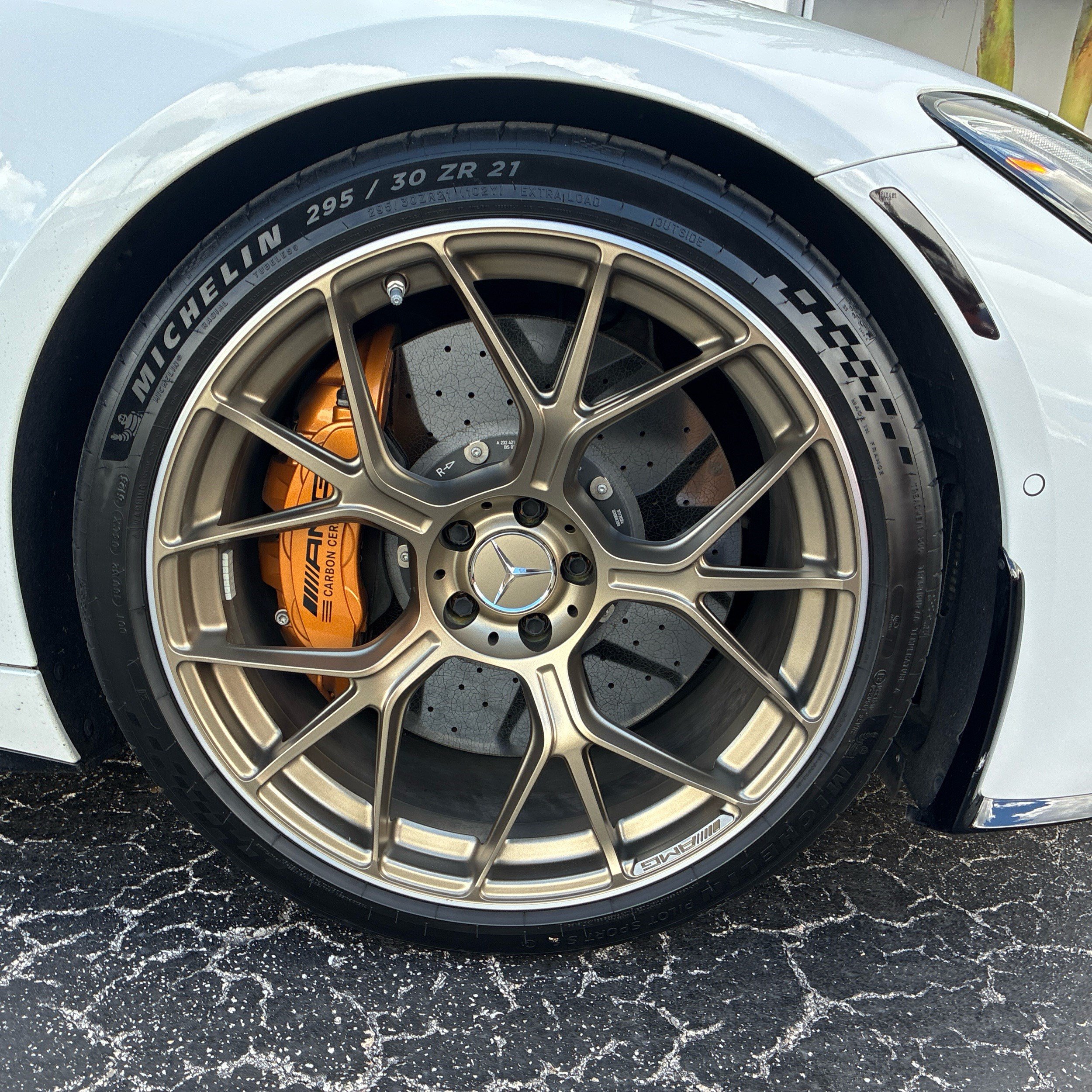 Used 2025 Mercedes-Benz AMG GT 63 image 24