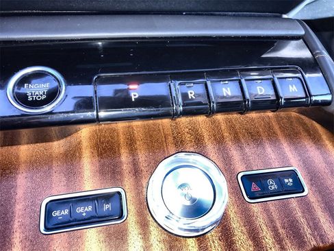 Used 2025 Lincoln Navigator L Black Label image 20