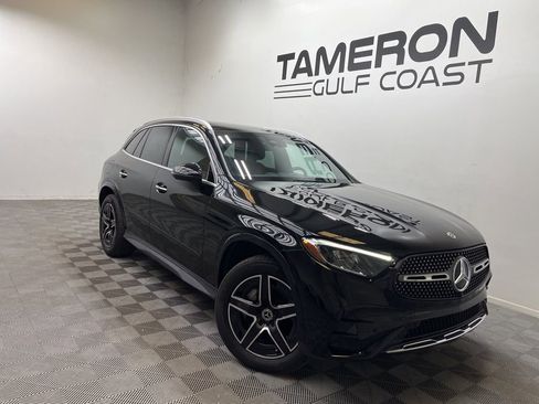 Used 2025 Mercedes-Benz GLC 300 4MATIC image 1