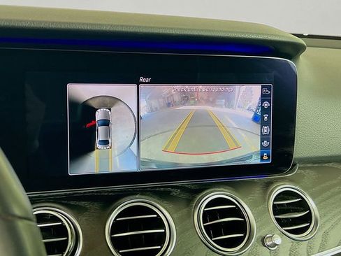 Used 2020 Mercedes-Benz E 350 Sedan image 13