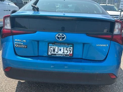 Used 2022 Toyota Prius LE AWD/4WD image 5