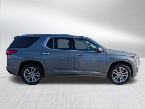 Used 2019 Chevrolet Traverse High Country w/ LPO, Floor Liner Package AWD/4WD image 6