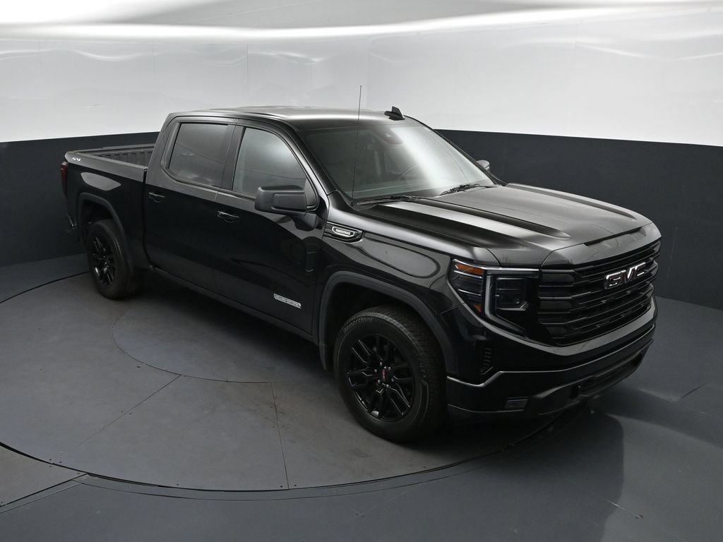 Used 2025 GMC Sierra 1500 Elevation AWD/4WD image 1