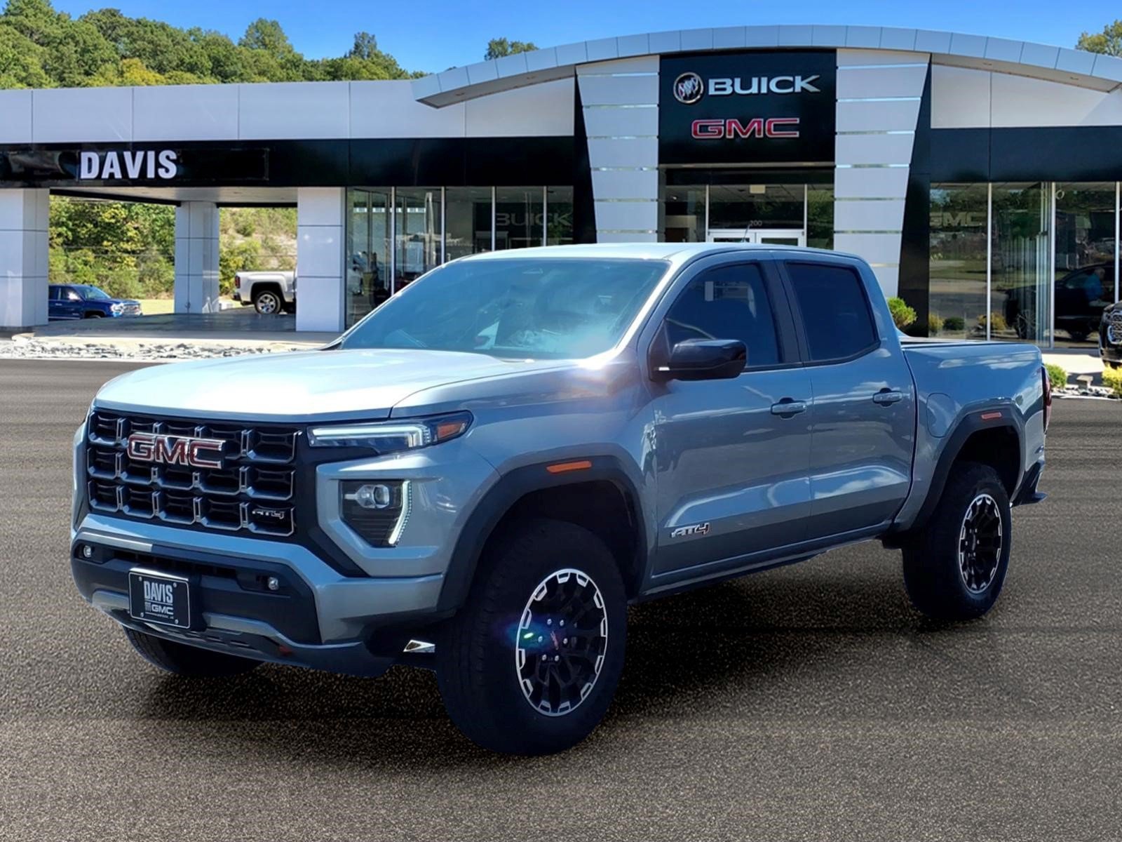 Used 2026 GMC Canyon AT4 AWD/4WD image 3