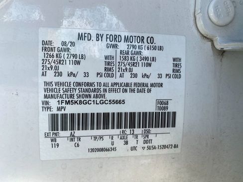 Used 2020 Ford Explorer ST w/ ST Street Pack image 32