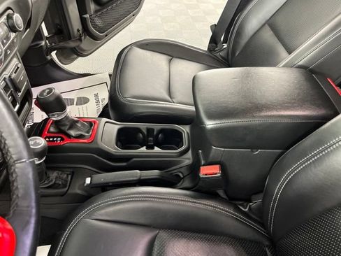 Used 2023 Jeep Wrangler Unlimited Sport AWD/4WD image 27