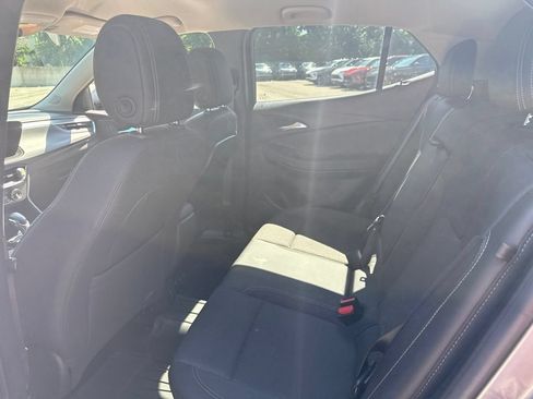 Used 2024 Buick Encore GX Preferred w/ Comfort Package FWD image 11