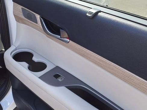 Used 2021 Hyundai Palisade Limited image 22