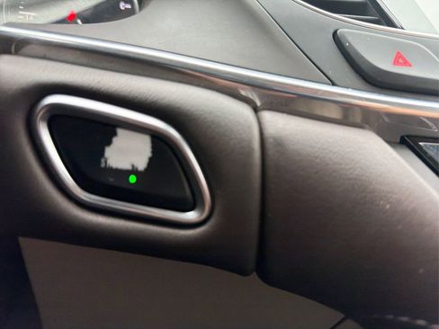 Used 2017 Buick LaCrosse Preferred image 27