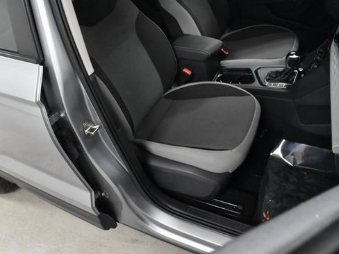 Used 2024 Volkswagen Taos S image 15