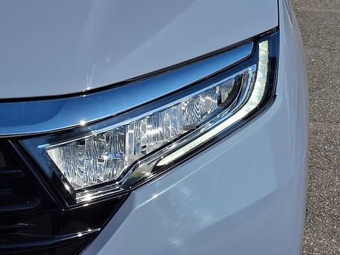 Used 2024 Honda Odyssey Touring image 9