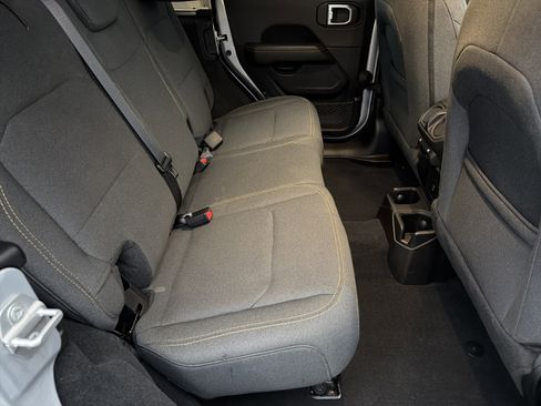 Used 2024 Jeep Wrangler Sahara w/ Technology Group image 16