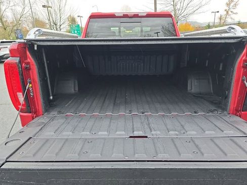 Certified 2023 GMC Sierra 1500 AT4 w/ Technology Package image 31