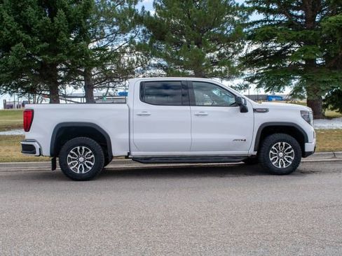 Used 2023 GMC Sierra 1500 AT4 image 7