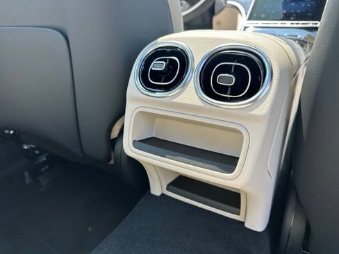 New 2026 Mercedes-Benz C 300 4MATIC Sedan image 21