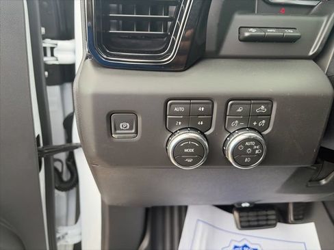 New 2026 GMC Sierra 2500 AT4X w/ LPO, Black Badging Package AWD/4WD image 19