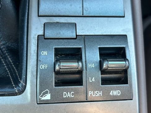 Used 2013 Lexus GX 460 image 22