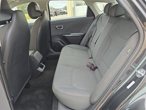 Used 2025 Kia K4 LXS image 13