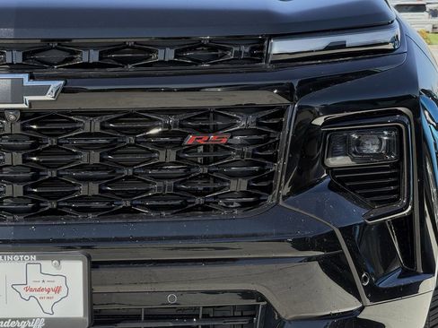 New 2026 Chevrolet Traverse RS image 8