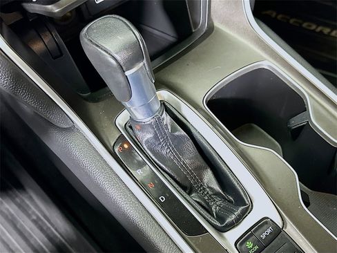 Used 2022 Honda Accord Sport image 30