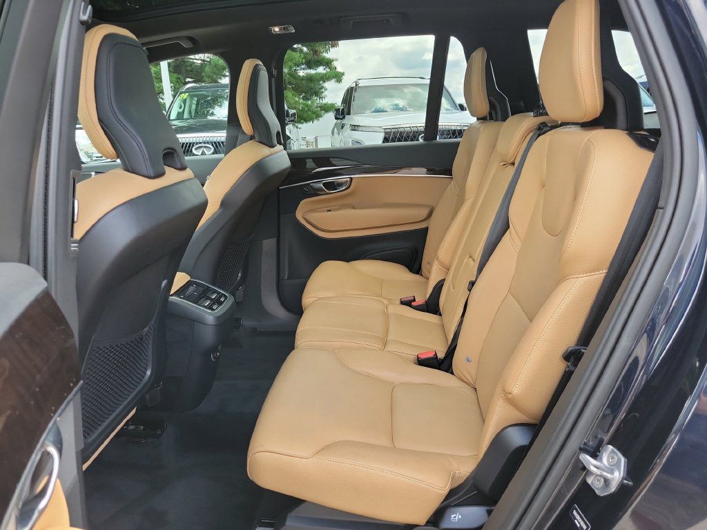 Used 2019 Volvo XC90 T6 Momentum w/ Protection Package Premier AWD/4WD image 27