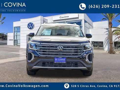 New 2026 Volkswagen Atlas SE image 2