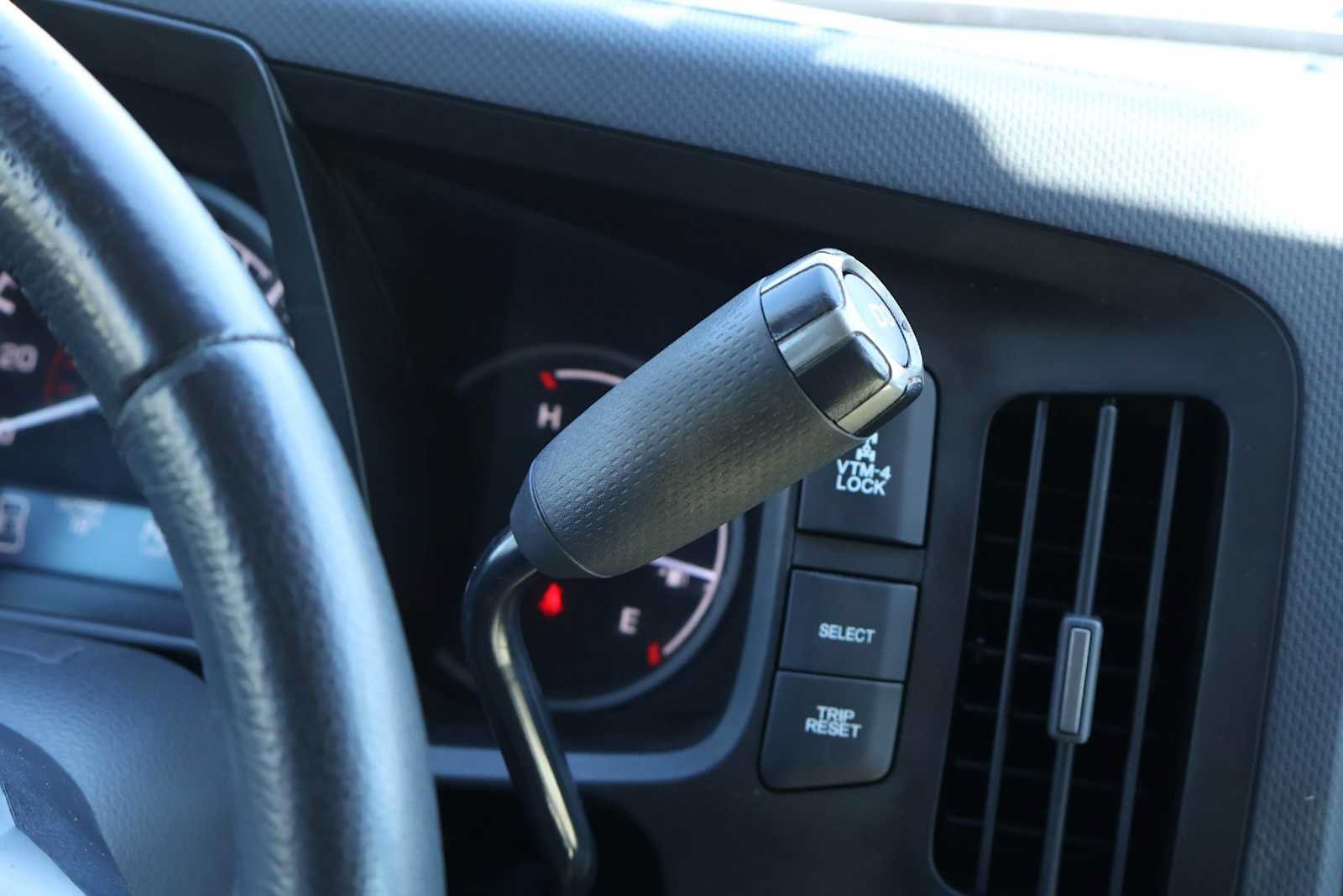 Used 2013 Honda Ridgeline RTL image 17