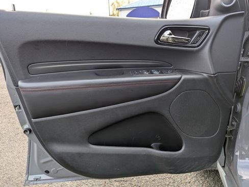 Used 2024 Dodge Durango GT image 10