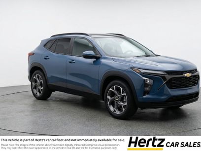Used 2025 Chevrolet Trax LT w/ LT Convenience Package