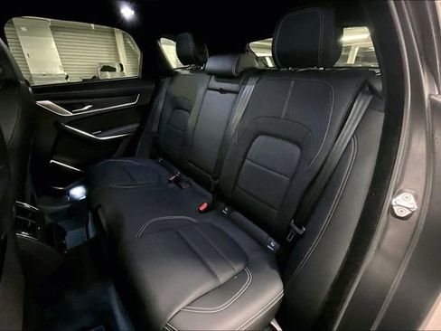 Certified 2025 Jaguar F-PACE R-Dynamic S image 17