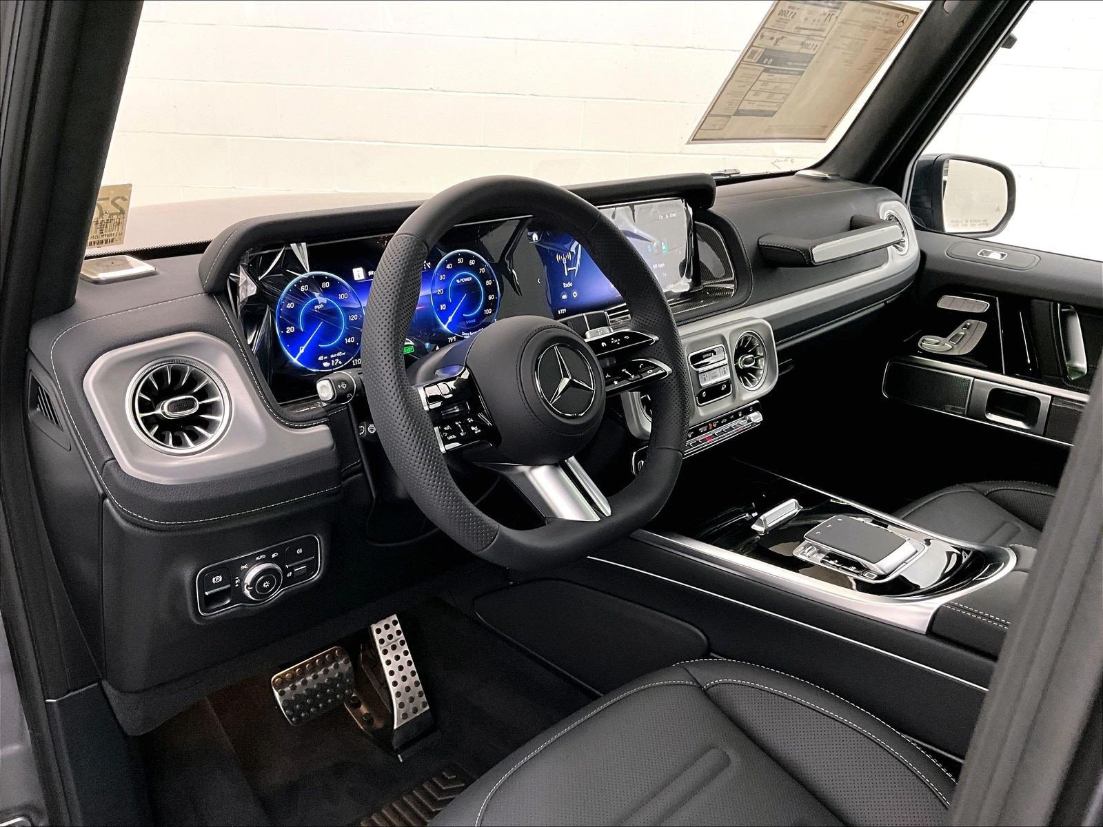 New 2027 Mercedes-Benz G 580 e image 6