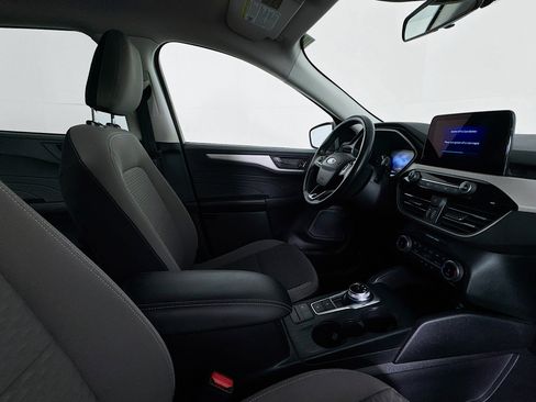 Used 2022 Ford Escape SE w/ SE Sport Appearance Package image 28