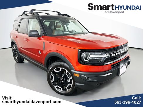 Used 2024 Ford Bronco Sport Outer Banks w/ Tech Package AWD/4WD image 1