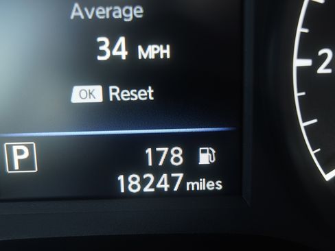 Used 2025 Nissan Altima 2.5 S FWD image 20
