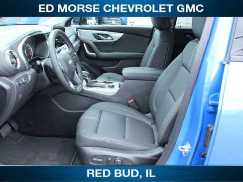 New 2025 Chevrolet Blazer LT w/ Midnight/Sport Edition image 7