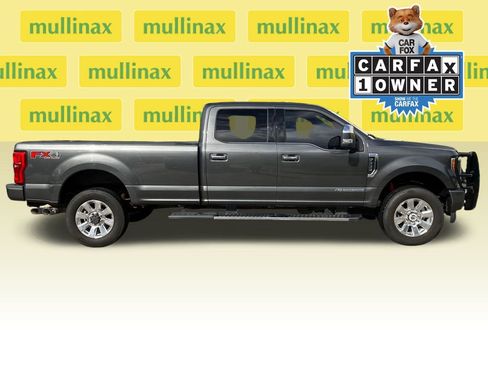 Used 2017 Ford F350 Platinum w/ Platinum Ultimate Package image 2